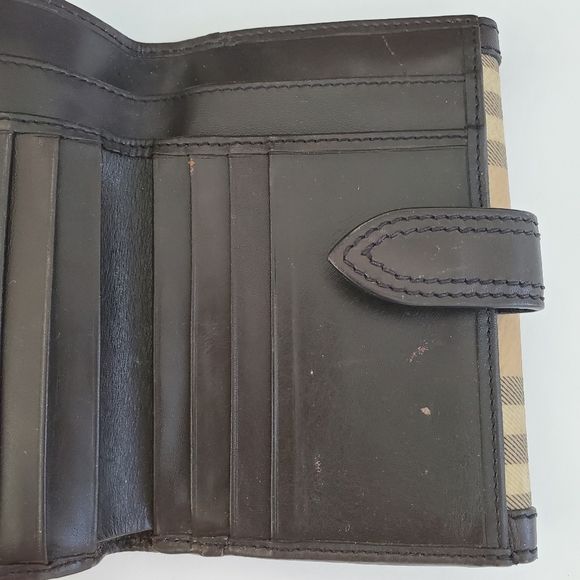 Burberry wallet - Picture 9 of 16